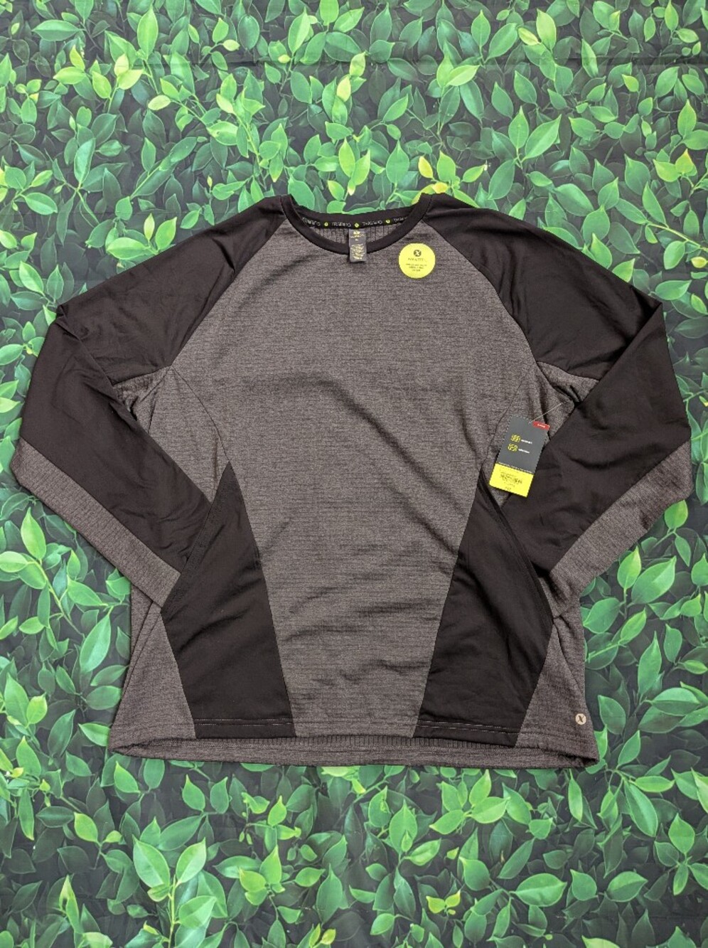 Xersion Long-Sleeve Raglan Shirt For Cold Weather Performance - Picture 5 of 9